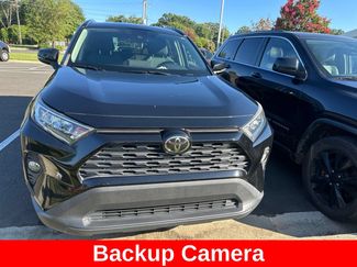 Used 2021 Toyota RAV4 XLE FWD video 1