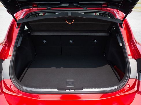 Used 2025 Toyota Corolla SE image 23