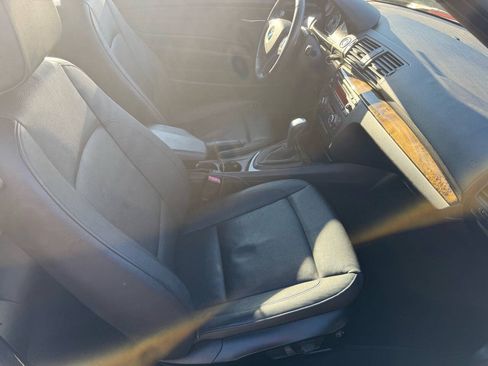 Used 2011 BMW 128i Convertible RWD image 26