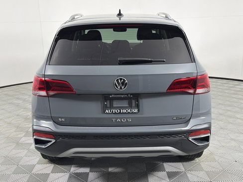 Used 2024 Volkswagen Taos SE AWD/4WD image 5