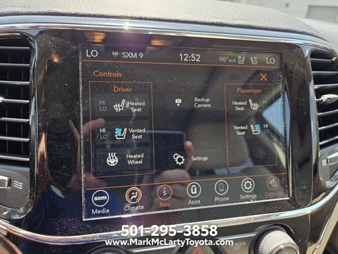Used 2020 Jeep Grand Cherokee Limited w/ Luxury Group II RWD image 27