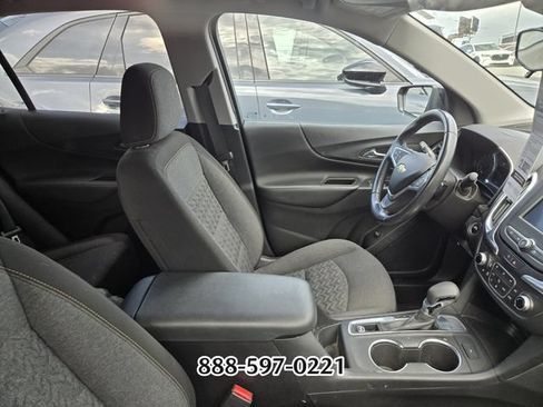Used 2022 Chevrolet Equinox LT FWD image 9