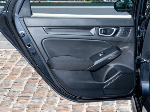 Certified 2025 Honda Civic Sport image 11