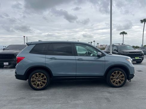 Used 2023 Honda Passport EX-L image 4