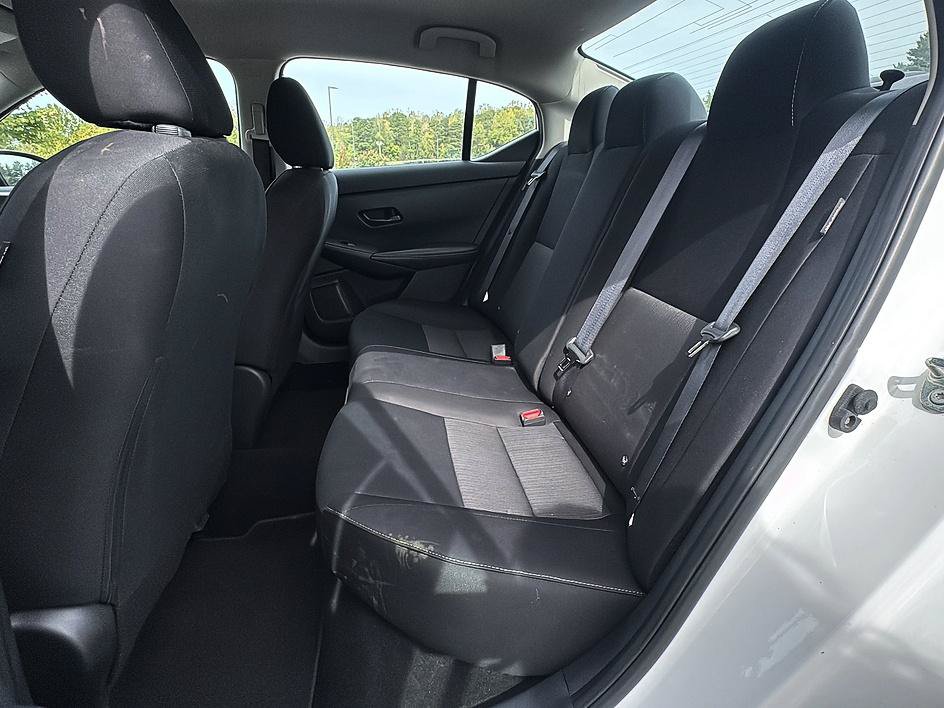 Certified 2025 Nissan Sentra SV FWD image 18