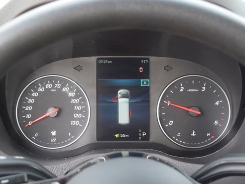 Used 2025 Mercedes-Benz Sprinter 2500 image 9
