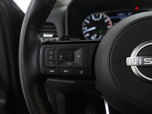 Used 2022 Nissan Rogue SV w/ SV Premium Package image 26