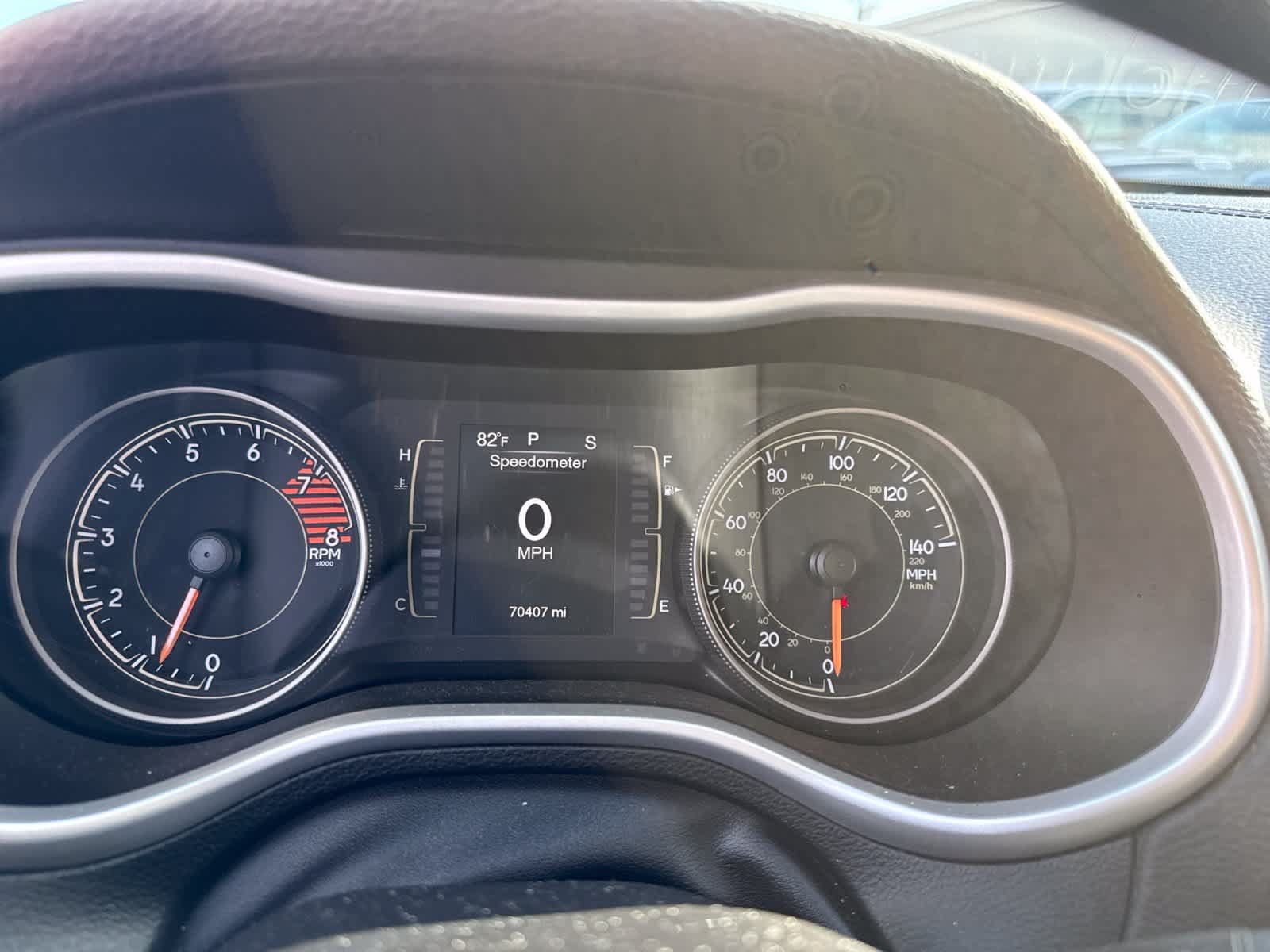 Used 2018 Jeep Cherokee Latitude FWD image 23