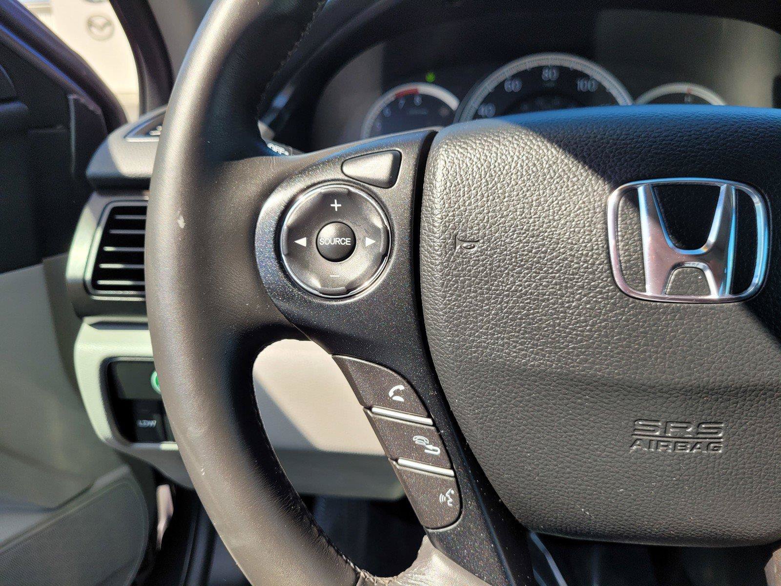 Used 2015 Honda Accord EX-L image 33