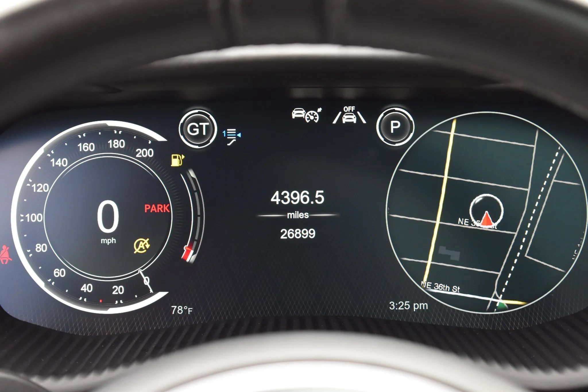 Used 2021 Aston Martin DBX AWD/4WD image 9