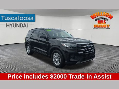 Used 2026 Ford Explorer Active RWD image 1