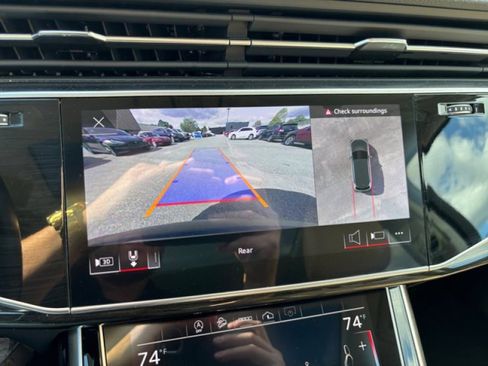 Used 2023 Audi Q7 2.0T Premium Plus w/ Premium Plus Package image 17