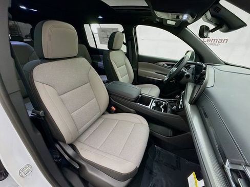 New 2026 Chevrolet Traverse LT w/ Sun and Wheel Package image 31