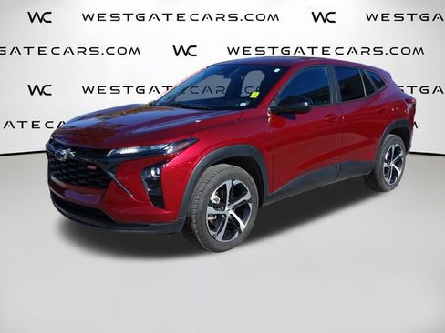 Used 2024 Chevrolet Trax RS image 1