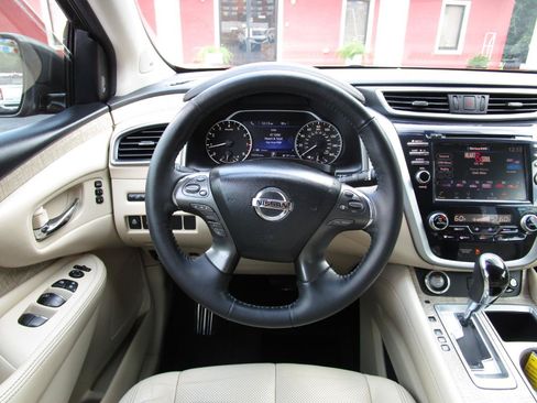 Used 2019 Nissan Murano SL FWD image 10