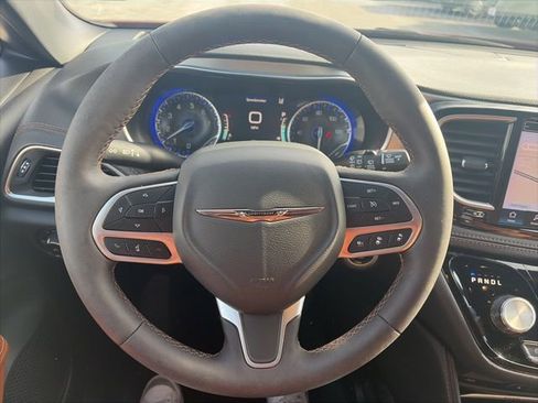 Used 2024 Chrysler Pacifica Pinnacle image 17