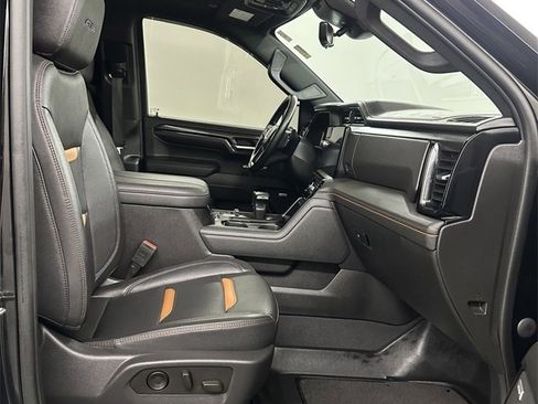 Used 2023 GMC Sierra 1500 AT4 w/ Technology Package image 42