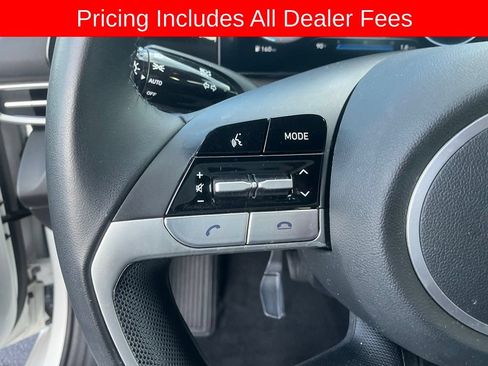 Used 2023 Hyundai Elantra Limited FWD image 14