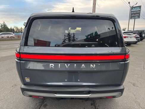 Used 2023 Rivian R1S Adventure image 5
