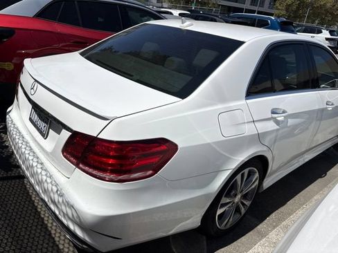 Used 2016 Mercedes-Benz E 350 Sedan image 3
