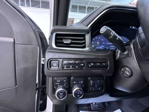 Used 2024 GMC Yukon Denali Ultimate image 16
