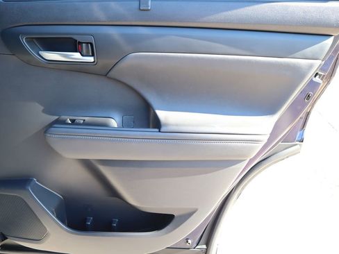Certified 2024 Toyota Highlander XSE image 27