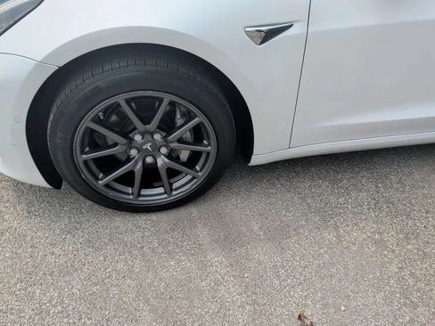 Used 2019 Tesla Model 3 Long Range AWD/4WD image 7