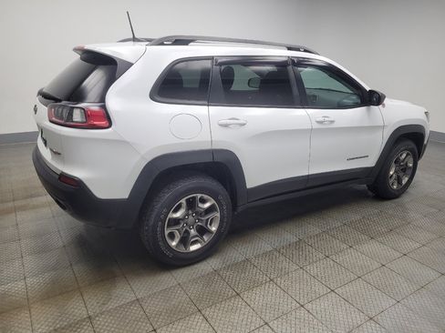 Used 2019 Jeep Cherokee Trailhawk w/ Cold Weather Group image 9