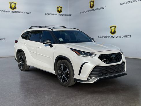 Used 2022 Toyota Highlander XSE image 7