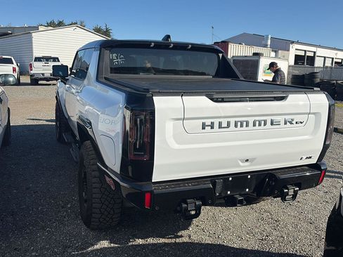 Used 2024 GMC Hummer EV 3X w/ Battery Pack, 24 Module Pack AWD/4WD image 8