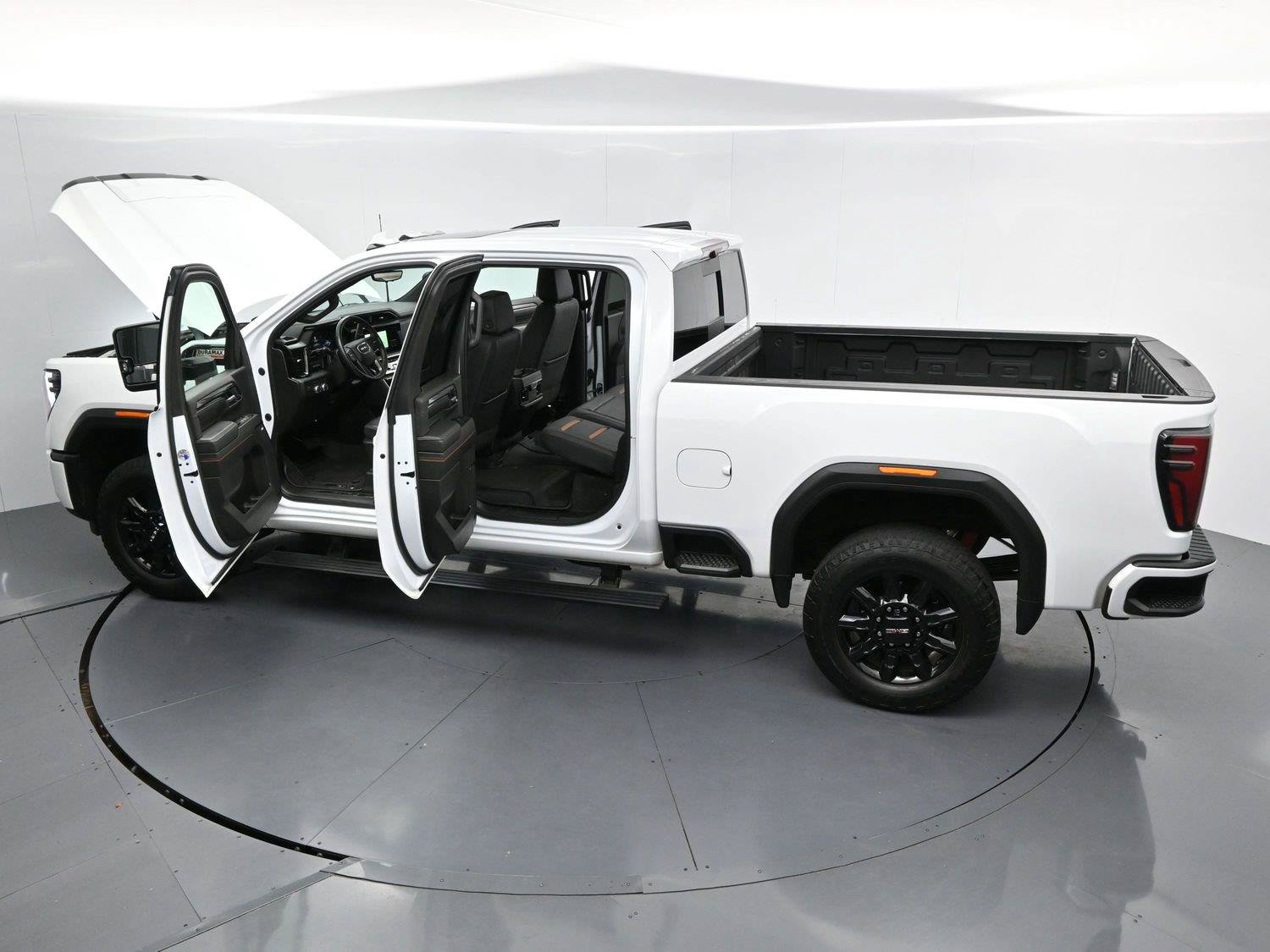Used 2024 GMC Sierra 2500 AT4 w/ AT4 Premium Plus Package AWD/4WD image 46