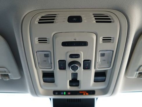 Used 2023 GMC Yukon Denali w/ Advanced Technology Package image 59