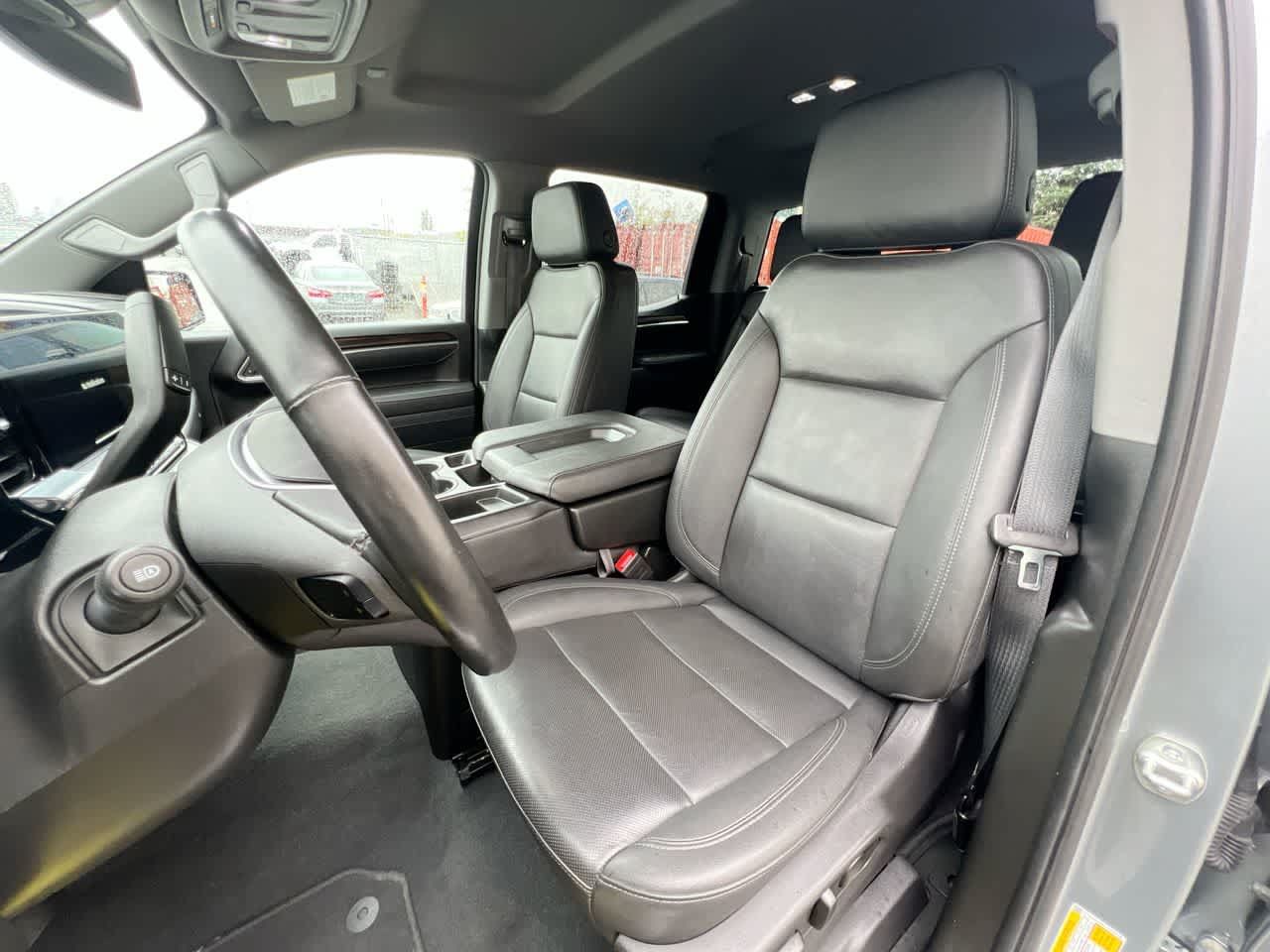 Used 2025 GMC Sierra 1500 SLT AWD/4WD image 11