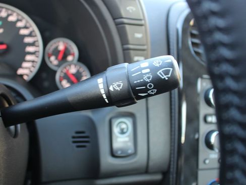 Used 2010 Chevrolet Corvette w/1LT w/ Roof Package image 18