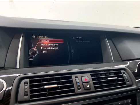 Used 2015 BMW 528i Sedan image 23