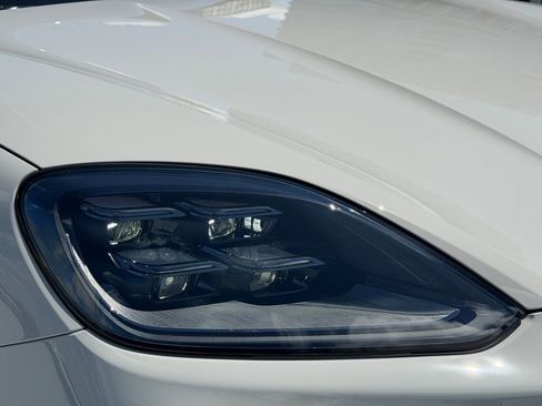 Used 2026 Porsche Cayenne AWD/4WD image 12