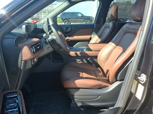 New 2026 Lincoln Aviator Reserve AWD/4WD image 6