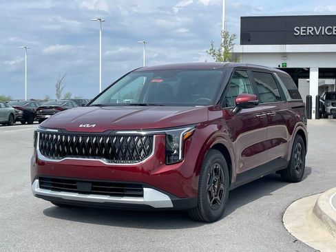 New 2026 Kia Carnival FWD image 3