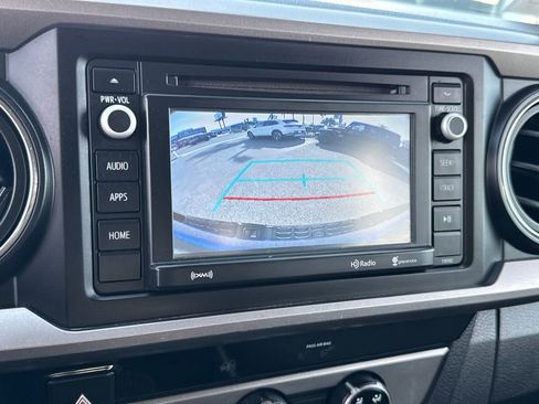 Used 2018 Toyota Tacoma SR5 image 29