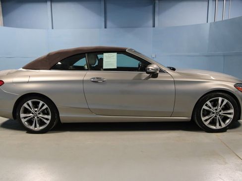 Used 2020 Mercedes-Benz C 300 Cabriolet image 34