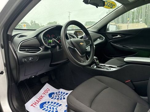 Used 2022 Chevrolet Malibu LT image 22
