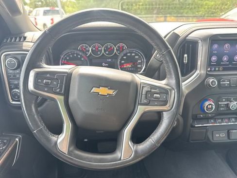 Used 2021 Chevrolet Silverado 1500 LT image 13