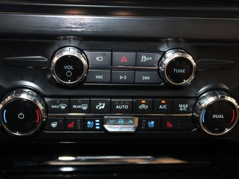 New 2026 Ford F250 Lariat w/ Chrome Package AWD/4WD image 47