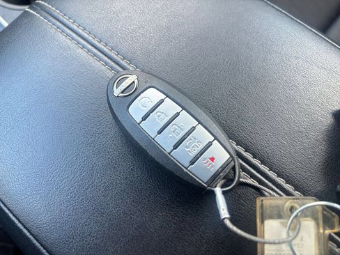 Used 2025 Nissan Altima 2.5 SV FWD image 17