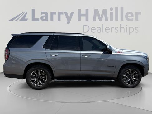 Used 2022 Chevrolet Tahoe Z71 w/ Z71 Off-Road Package AWD/4WD image 6
