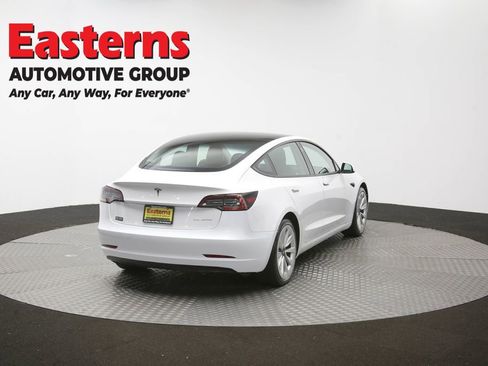 Used 2022 Tesla Model 3 Long Range AWD/4WD image 34