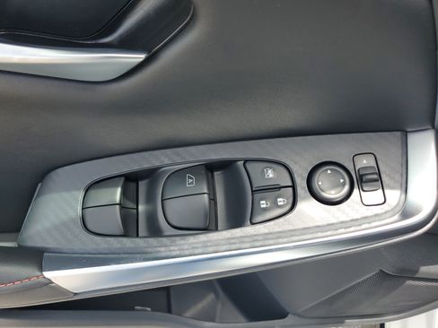 Used 2025 Nissan Sentra SR w/ Midnight Edition FWD image 21