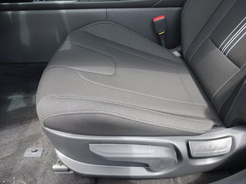 New 2026 Hyundai Elantra Sport FWD image 9