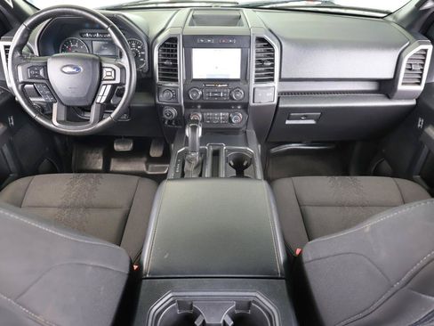 Used 2019 Ford F150 XLT w/ Equipment Group 302A Luxury AWD/4WD image 16