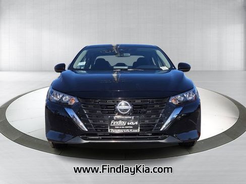 Used 2024 Nissan Sentra SV image 2